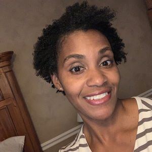 Meet your Posher, Alicia